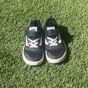 Kids Vans UltraRange 66 V shoe (size 12)